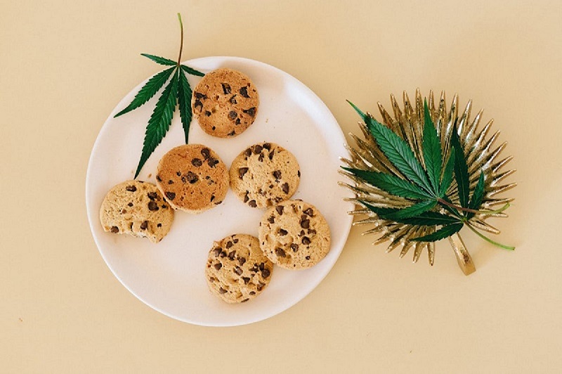 cookies and leaves in a plate