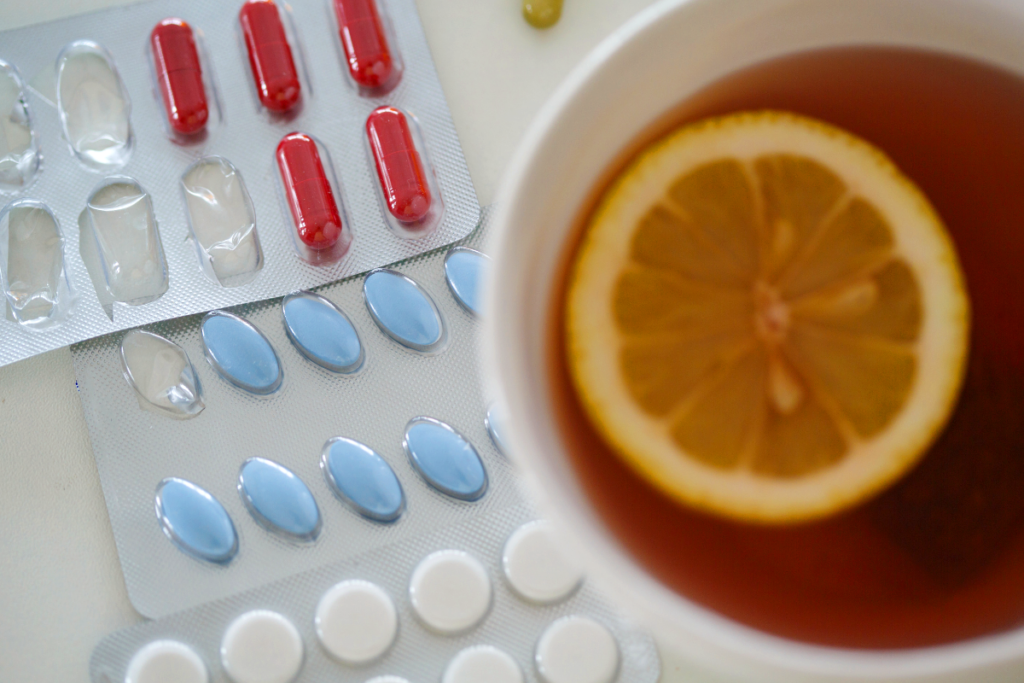 A lemon tea and pills