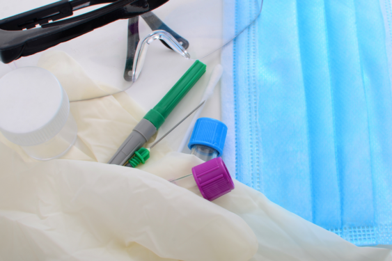 Mask, gloves, test tubes, eye protector, iv line.
