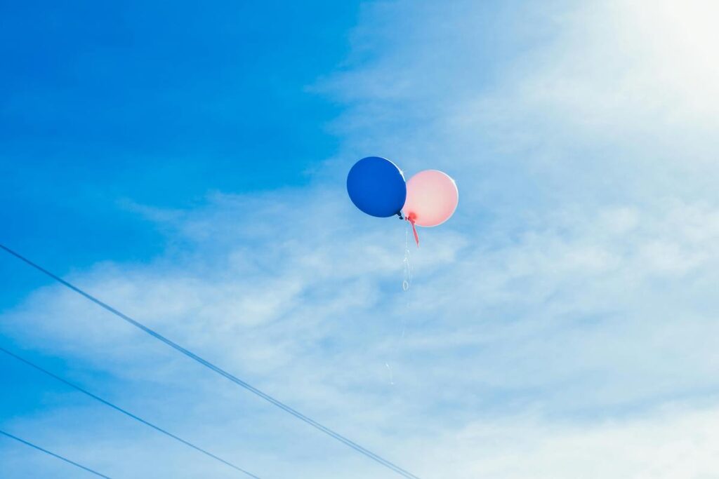 Pink and blue latex baloons.